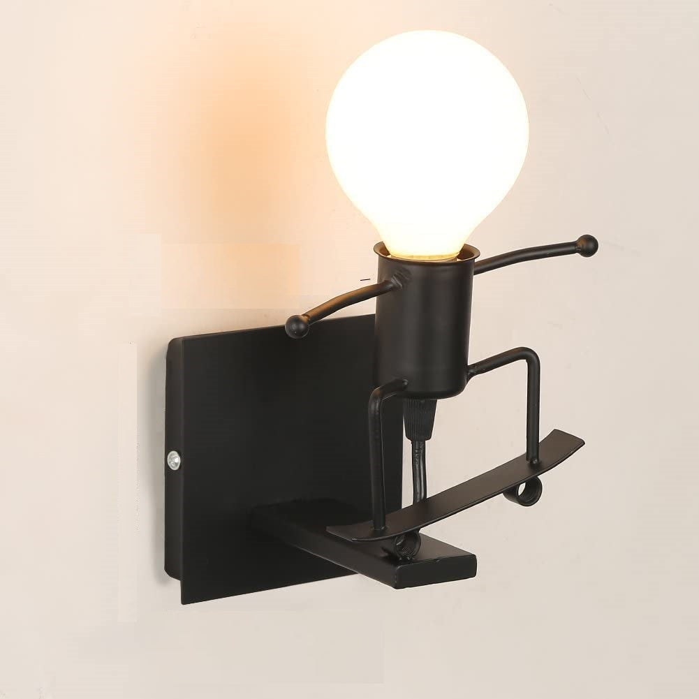 RESIGILAT - Lampa metalica retro industriala tip humanoid, soclu E27, diverse modele