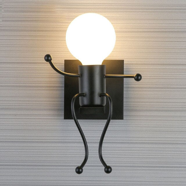 RESIGILAT - Lampa metalica retro industriala tip humanoid, soclu E27, diverse modele